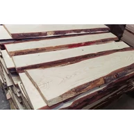 Gyalult fenyő  deszka 23x200-250x2000 mm SZÉLEZETLEN borovi fenyő kerítés léc SZLN