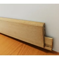 Szegélyléc tölgyfa furnéros D 13x68x2400 mm MDF hordozón RÖGZÍTŐ léccel HOE5