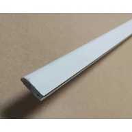 Szegélyléc lucfenyő 8x24x1000 mm fehér parketta szegély díszléc 7 db / 7 m / csomag ALP32