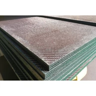 Rétegelt lemez csúszásmentes  9x2500x1250 mm 3,125 m2 / tábla MERANTI FA PNF