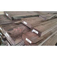 Diófa fűrészáru fekete dió 49x270x3000 mm amerikai dió szárított szélezett