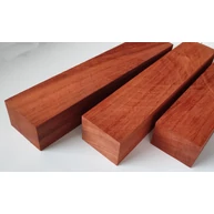 Padouk fa fűrészáru hobby fa 68x 50x 300 mm