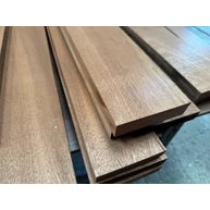 Sapelli mahagóni fűrészáru hobby fa 26x100-125x600-700 mm szárított szélezett ROM