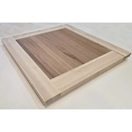 Asztallap táblásított kőrisfa-mahagóni  TM 30 mm  700x700 mm A min. RÁMA  0,49 m2  kb. 10  kg  HU++