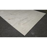 Rétegelt lemez nyárfa  14x1095x 615 mm  B/C min.  0,66 m2 / tábla RG HU++