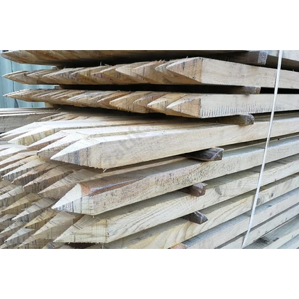 Keményfa karó hegyezett 50x50x1500 mm növény támasz facsemete karó szölökaró Hu++