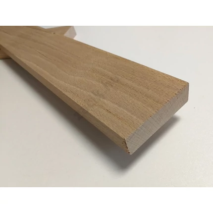 Gyalult négyszögléc bükkfa gőzölt 18-20x60x2100 mm  barkácsléc NY124