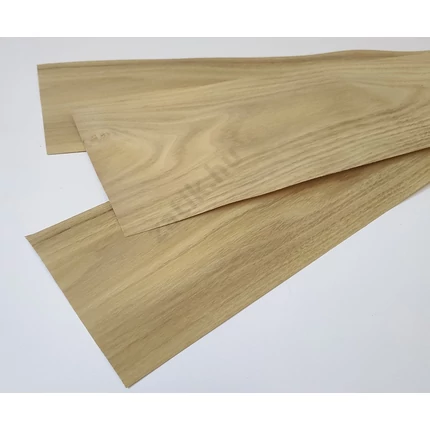 Furnérlemez akácfa 0,6 mm  750-900 mm 0,5 m2/ csomag  KS  3