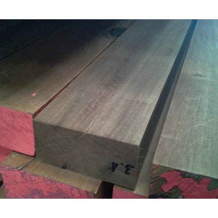 Gyalult afrikai diófa stafni fa 45x80x3000 mm szárított dibetou GT21