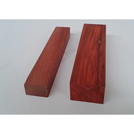 Redheart fa hobby fa 20-40x25-50x180-200 mm vörösszív 2 db / csomag EG