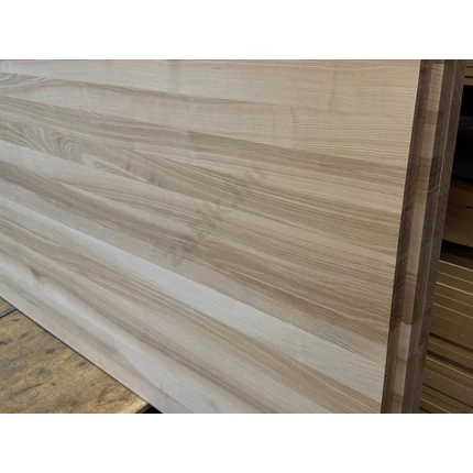 Konyhai munkalap táblásított kőrisfa TM 30 mm 2700x670 mm A min. 1,8 m2/tábla HU++