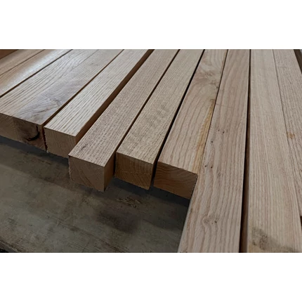 Gyalult négyszögléc tölgyfa 48x48x1670 mm vöröstölgy stafni