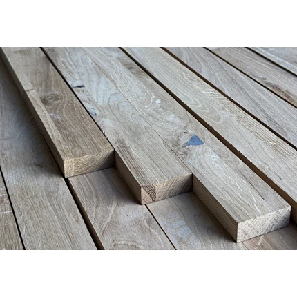 Gyalult négyszögléc tölgyfa 20x50x1250 mm keményfa barkácsléc DO