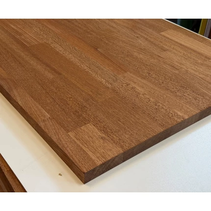 Konyhai munkalap táblásított NIANGON fa HT 30 mm 2000x650 mm 1,3 m2 / tábla OKT1 TRO