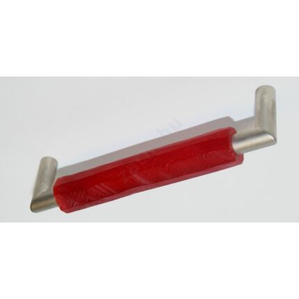 Bútorfogantyú fém-műanyag 130 mm  piros faragott markolat