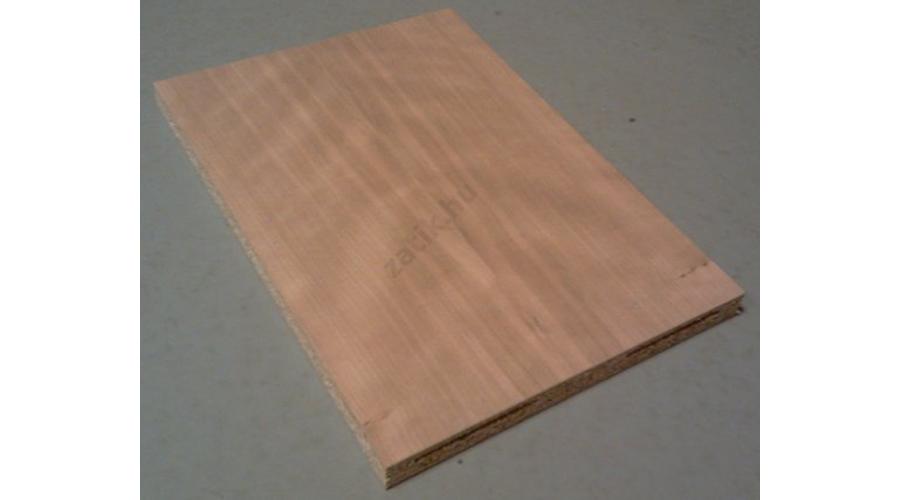 Forgácslap furnérozott am. cseresznye 19x2800x2070 mm 5,796 m2 ...